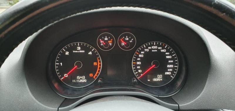 ox_audi-a3-automat-ogrzewanie-postojowe-z-pilotem-navi-super-stan