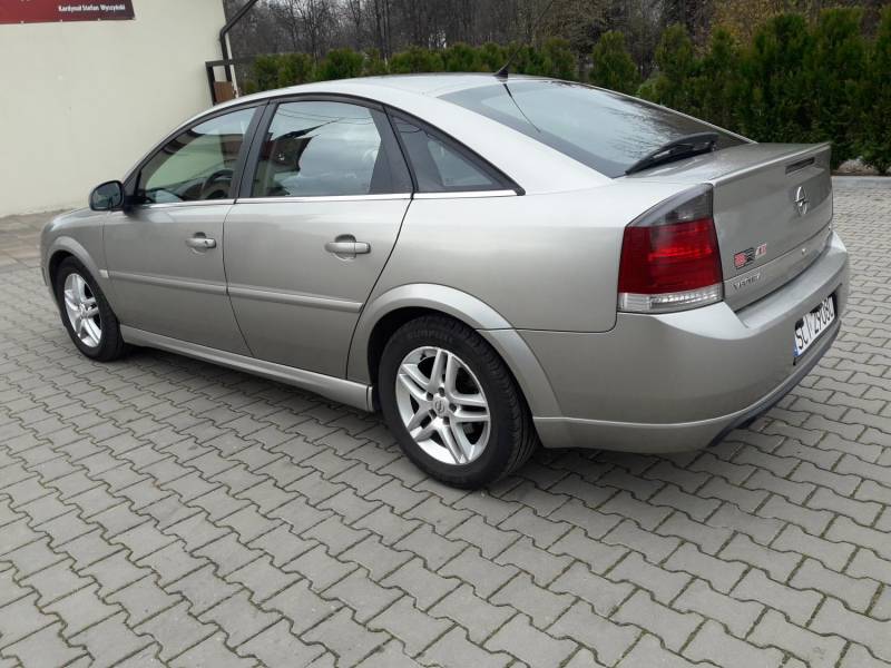 ox_opel-vectra-c-gts-cosmo