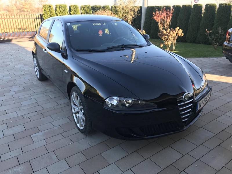 ox_sprzedam-alfa-romeo-147-lift-19-jtd-2007r
