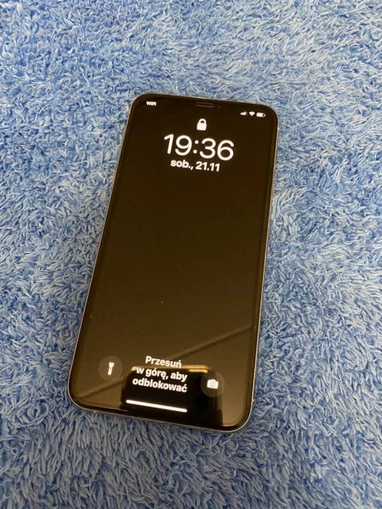 ox_iphone-11-pro-max-silver-256gb-stan-idealny
