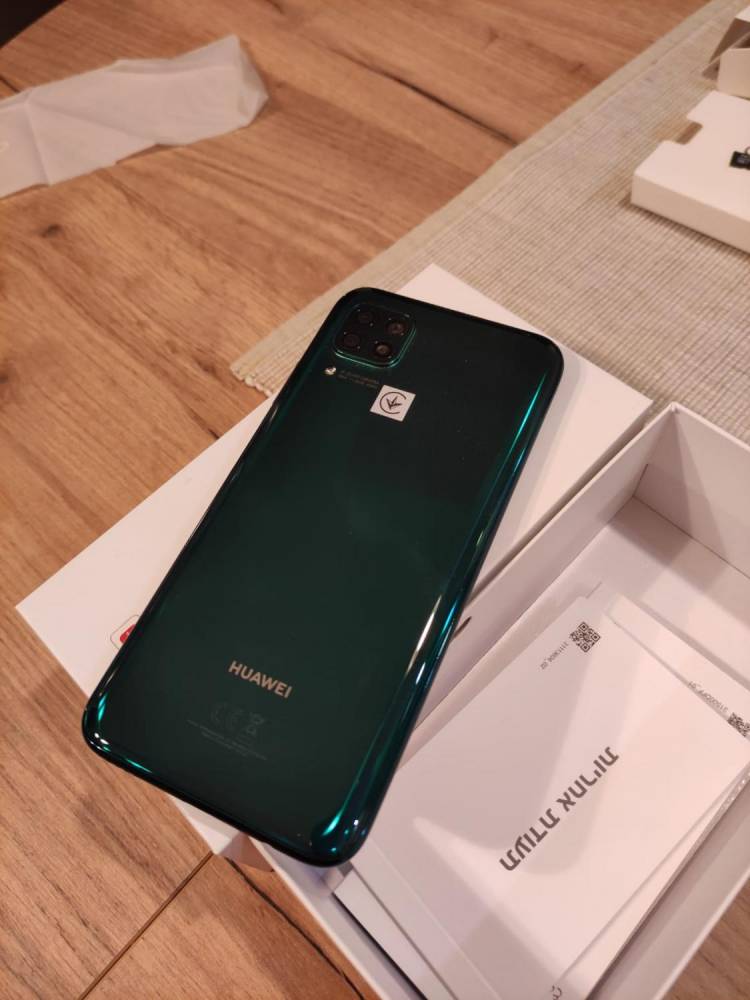 ox_telefon-smartfon-huawei-p40-lite