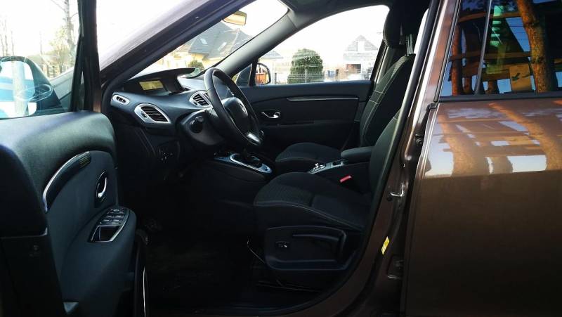 ox_renault-grand-scenic-2010r-7osobo-benzyna-klima-navi-bezwypadek-156tkm