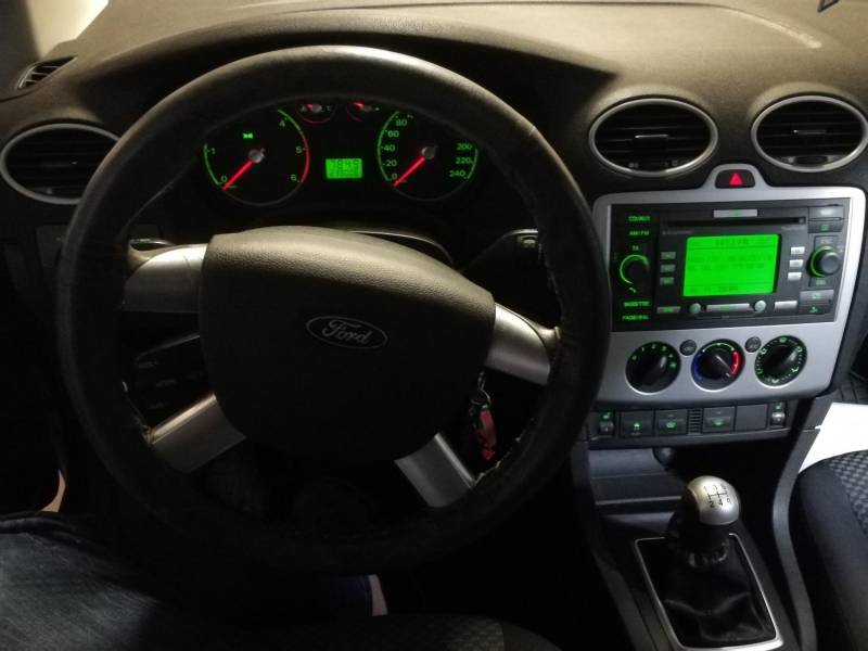 ox_sprzedam-ford-focus-mk2-16-tdci