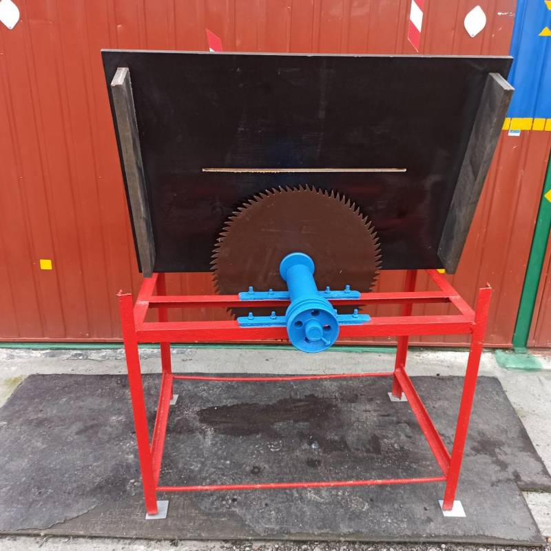 ox_konstrukcja-pily-nowy-stol-walek-lozyskowany-tarcza-56-cm-szajba