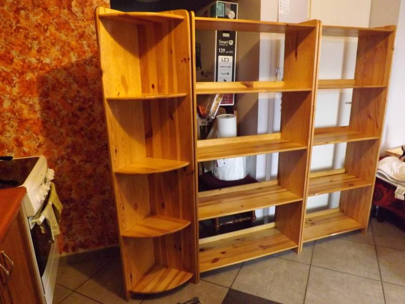 ox_regaly-sosnowe-ikea