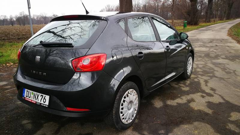ox_seat-ibiza-2011r-benzyna-mpi14-16v-klima-zadbana