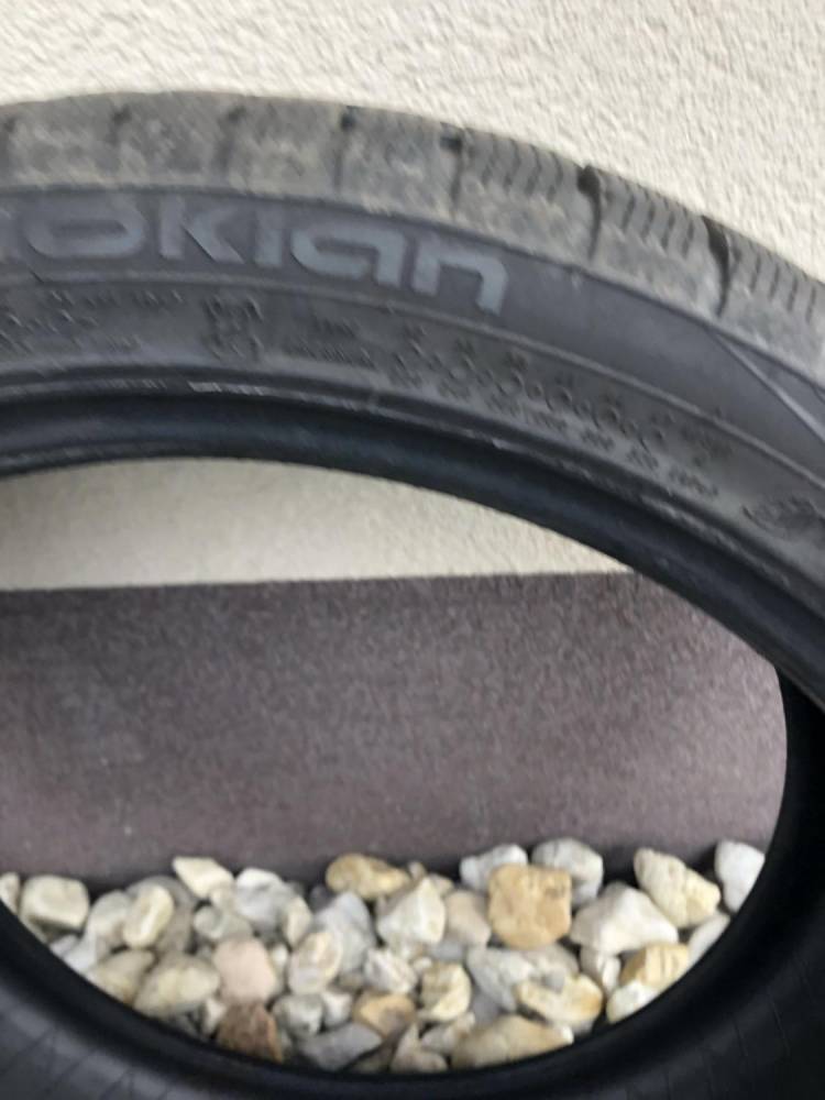 ox_opony-zimowe-nokian-22540-r18-wr-a4
