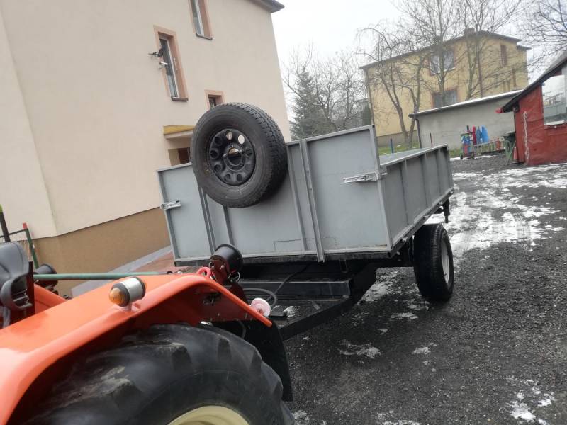 ox_przyczepa-wywrotka-na-3-strony-1-os-idealna-za-c-330-bdbmalo-uzywana