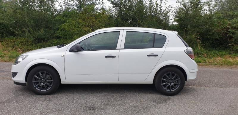 ox_opel-astra-h-16-105-km-klimatyzacja-2009r-gwarancja-roczna