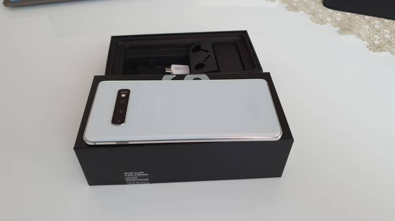 ox_samsung-galaxy-s10-plus-128-gb