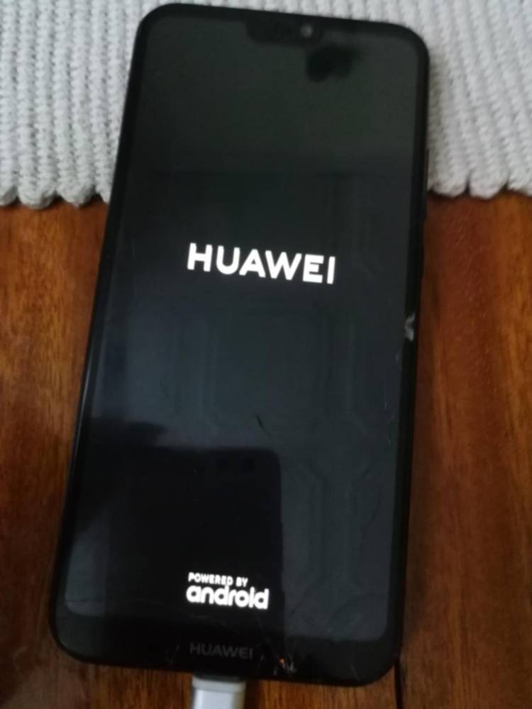 ox_telefon-huawei-p20-lite