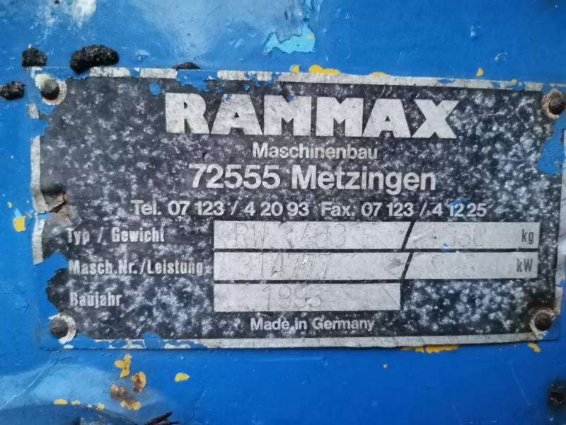 ox_walec-rammax-1403-kolkowy-z-wibracja