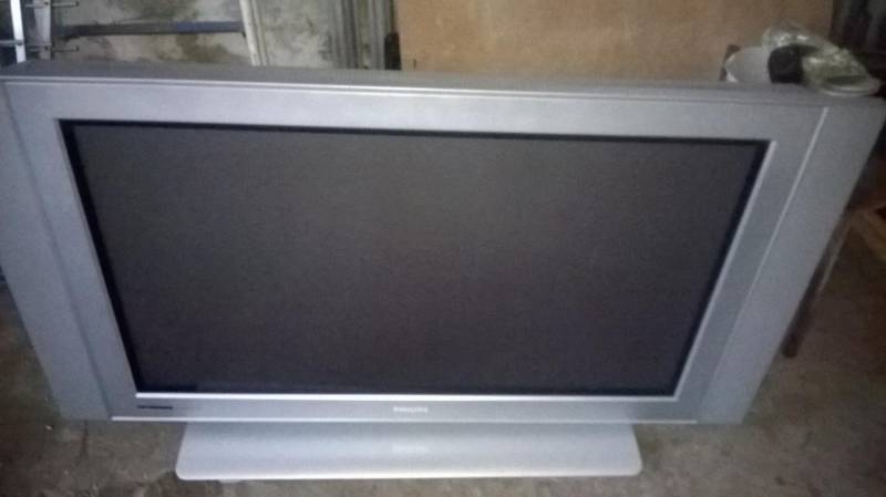 ox_sprzedam-telewizor-firmy-philips-42-cale