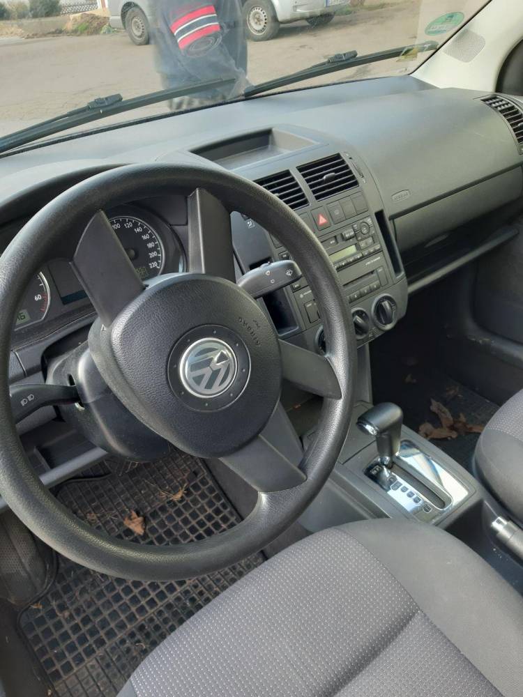 ox_vw-polo-automat-2004-zadbany-oryginalny-przebieg-113-tys