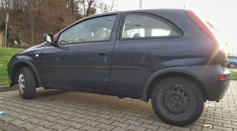 ox_sprzedam-opel-corsa-c-10-hatchback