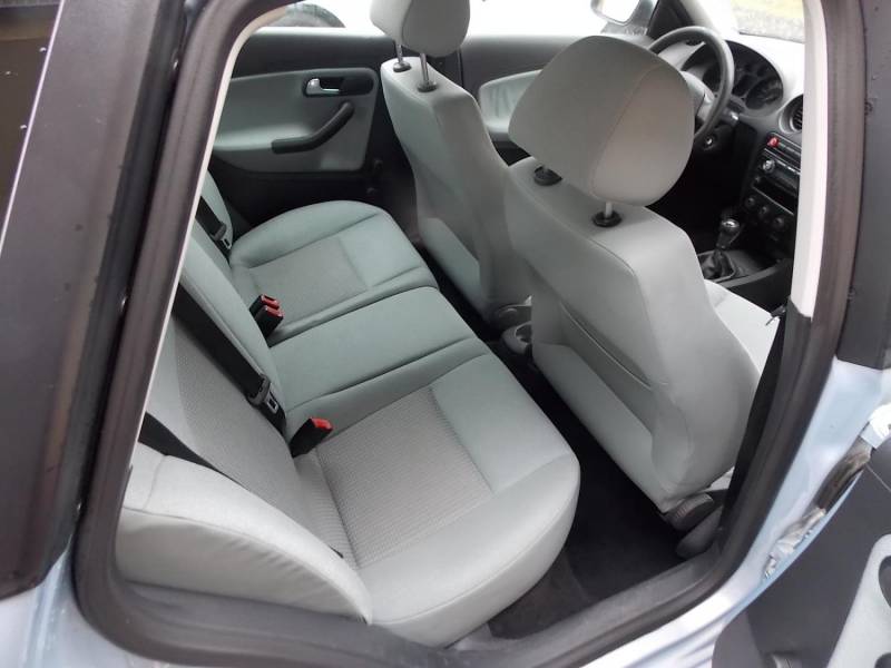 ox_seat-cordoba-14-16v-klima-lpg-grzane-fotele-ladny