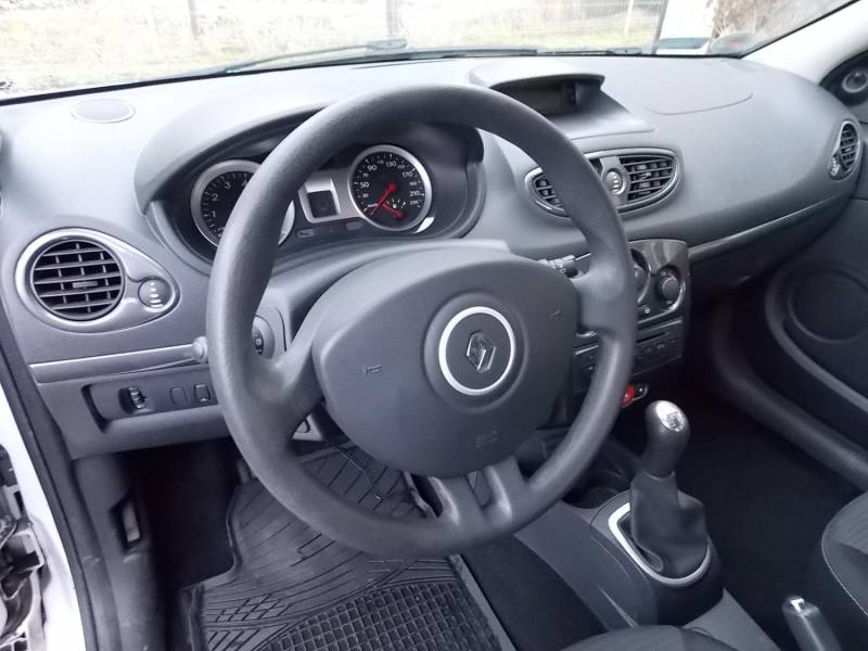 ox_renault-clio-12-16v-2013r-klima-jak-nowy-faktura-vat-23