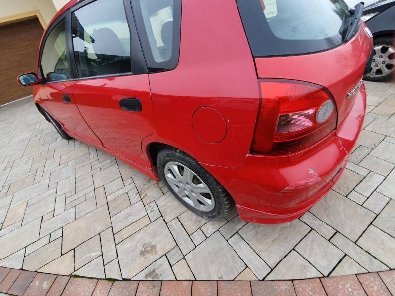 ox_honda-civic-vii-14-90-km-cena-do-negocjacji