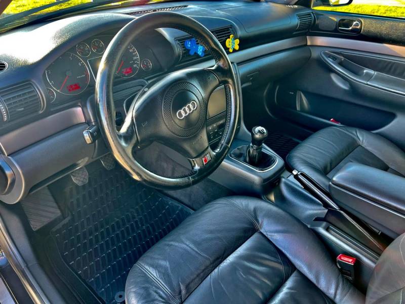 ox_sprzedam-audi-a4-b5-24-v6-benzynagaz
