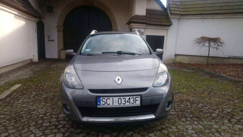 ox_renault-clio-15-dci-179tys-km-nawigacja-spalanie-ponizej-5l