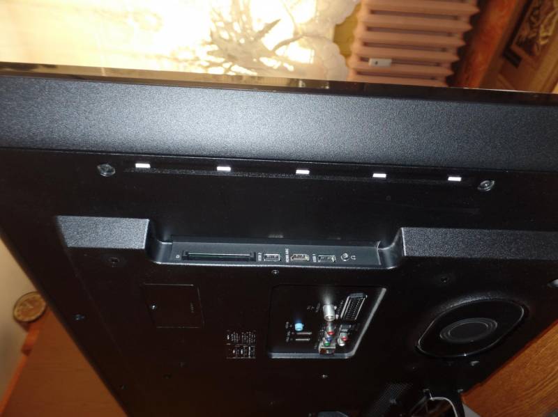 ox_philips-ambilight-42-cale-okazja