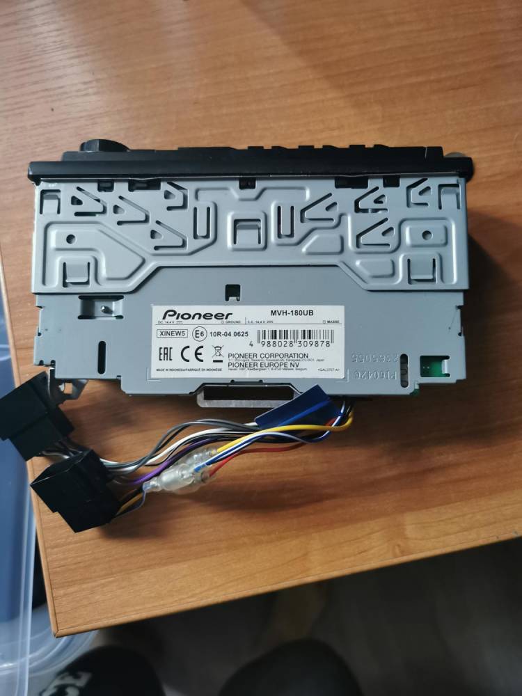 ox_radio-usb-sprzedam-jak-nowe