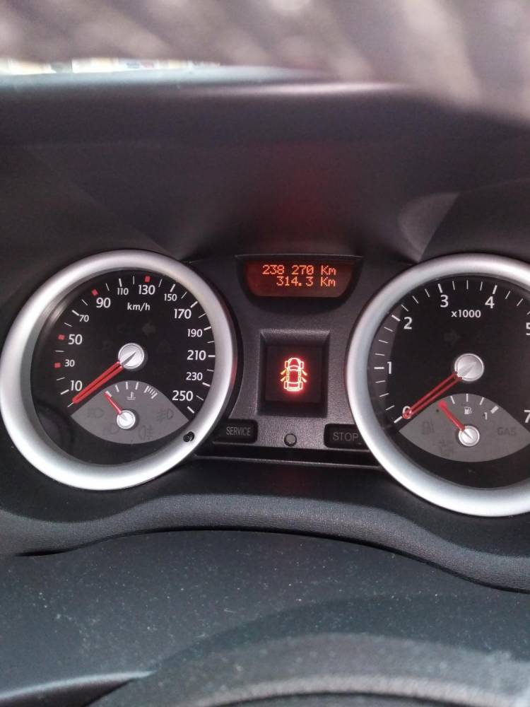ox_sprzedam-renault-megane-ii-kombii-2005r