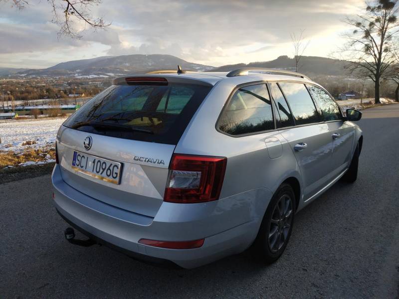 ox_skoda-octavia-iii-combi-2015r-20-tdi-dsg