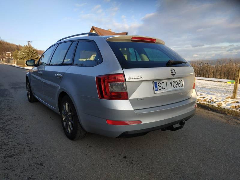 ox_skoda-octavia-iii-combi-2015r-20-tdi-dsg