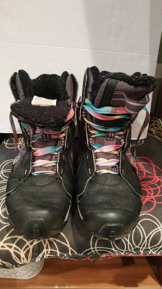 ox_buty-quechua-novadry
