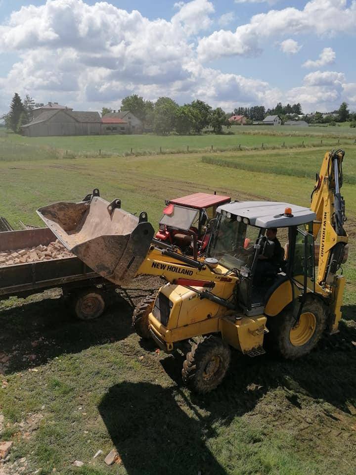 ox_ogrodzenia-mini-koparka-koparko-ladowarka-mlot-zageszczarka-500kg