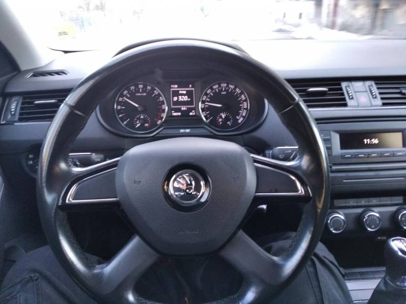 ox_skoda-octavia-salon-polska-188tyskm