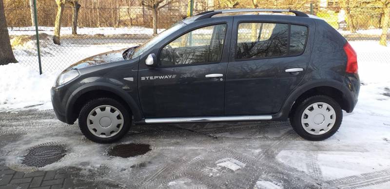 ox_dacia-sandero-16-2012-79-500-km-benzyna
