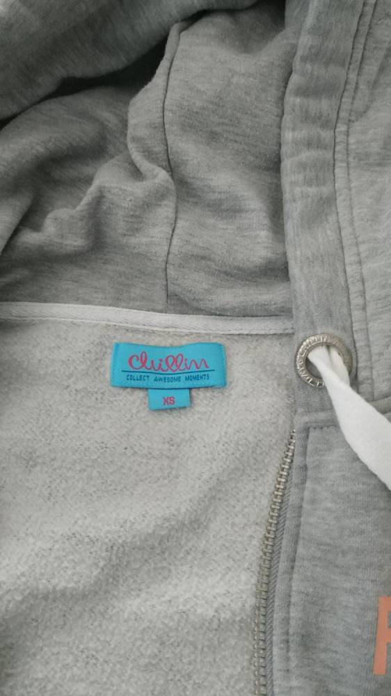 ox_bluza-cropp-chillin