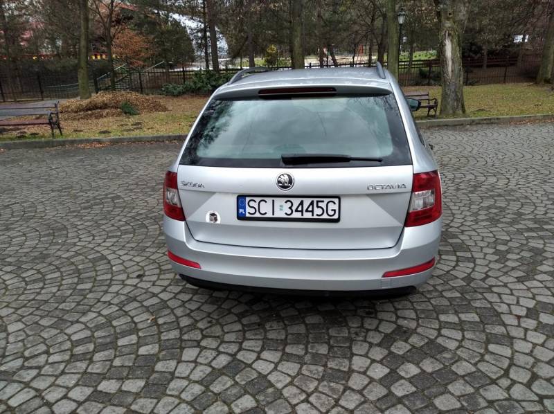 ox_skoda-octavia-salon-polska-188tyskm