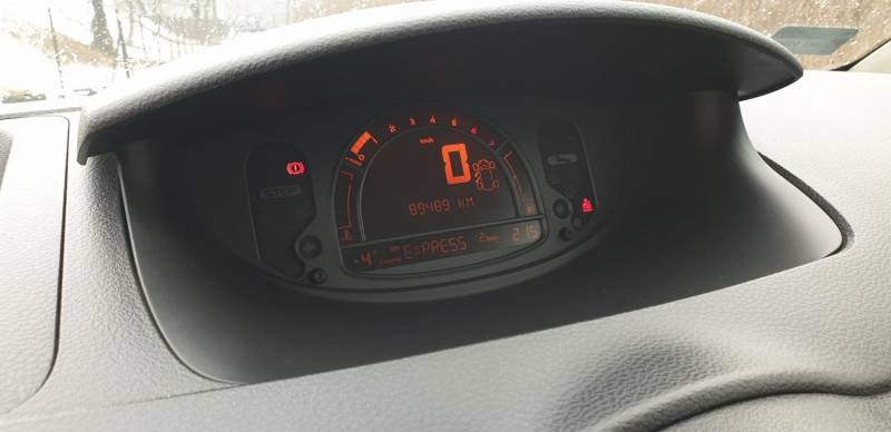 ox_renault-modus-12-16v-klimatyzacja-89-000km-2007r