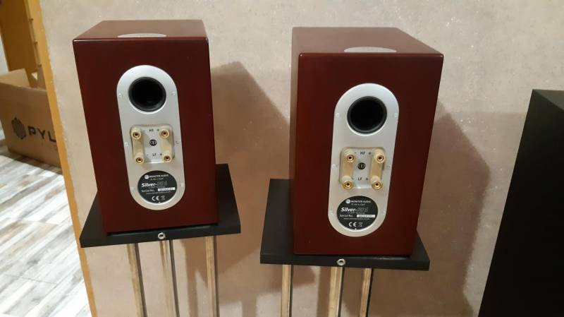 ox_sprzedam-kolumny-monitor-audio-silver-rs1