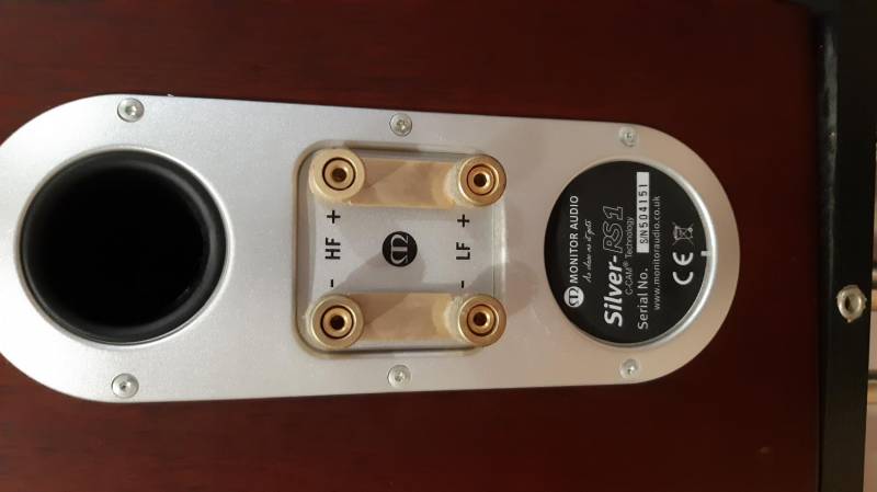 ox_sprzedam-kolumny-monitor-audio-silver-rs1