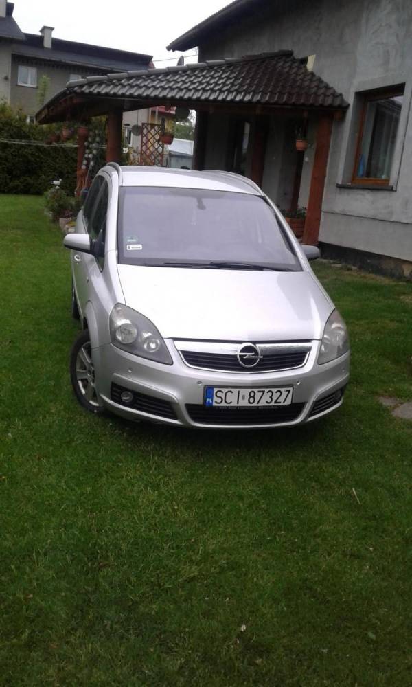 ox_sprzedam-zafira-b-7os