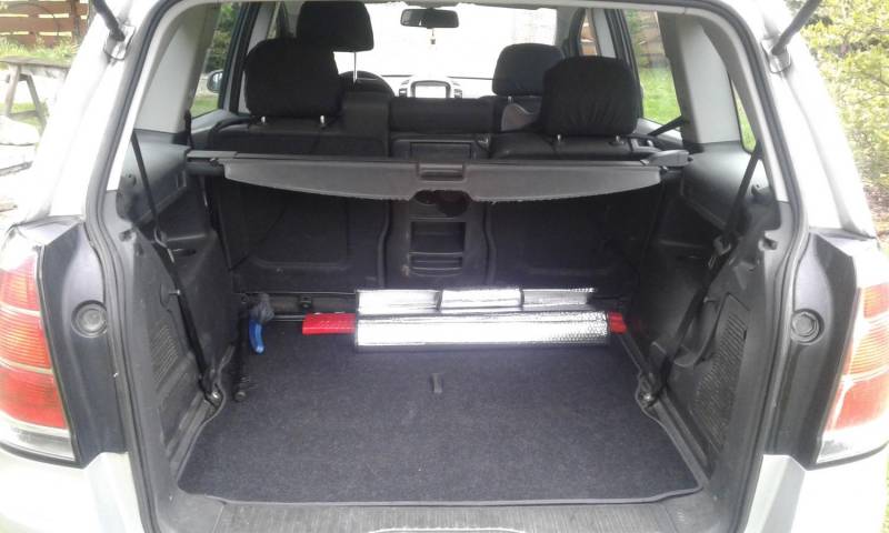 ox_sprzedam-zafira-b-7os