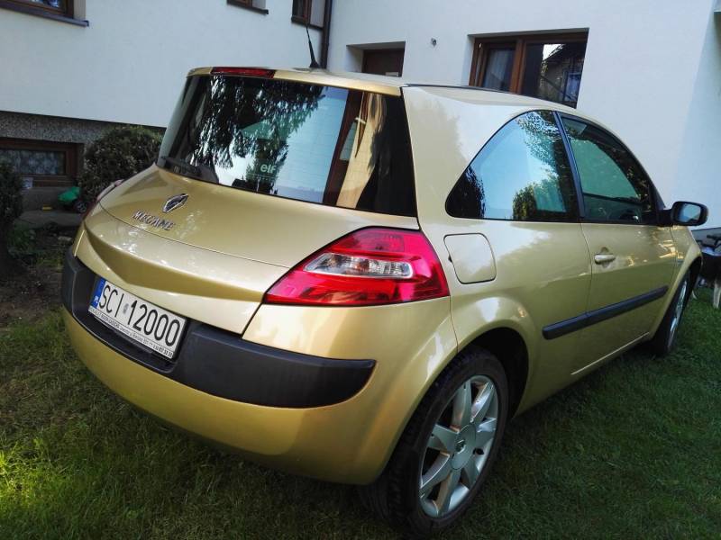 ox_renault-megane-2006
