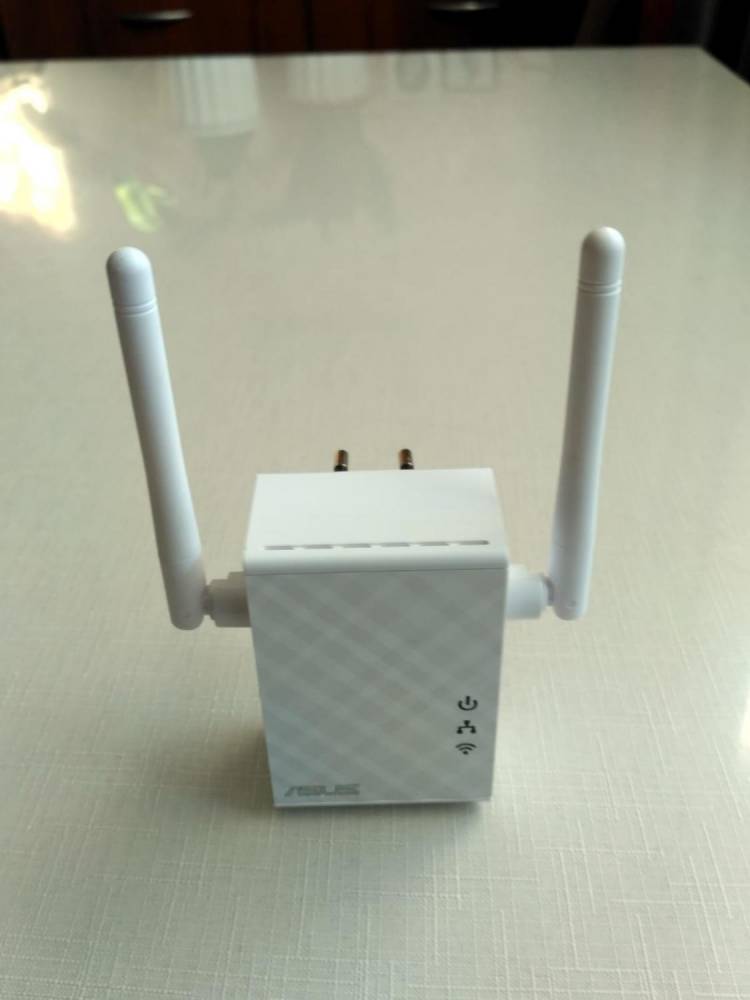 ox_router-asus-wzmacniacz