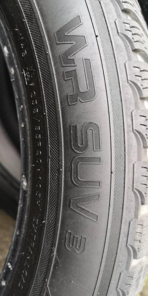 ox_opony-zimowe-nokian-wrc-3-23555-r20
