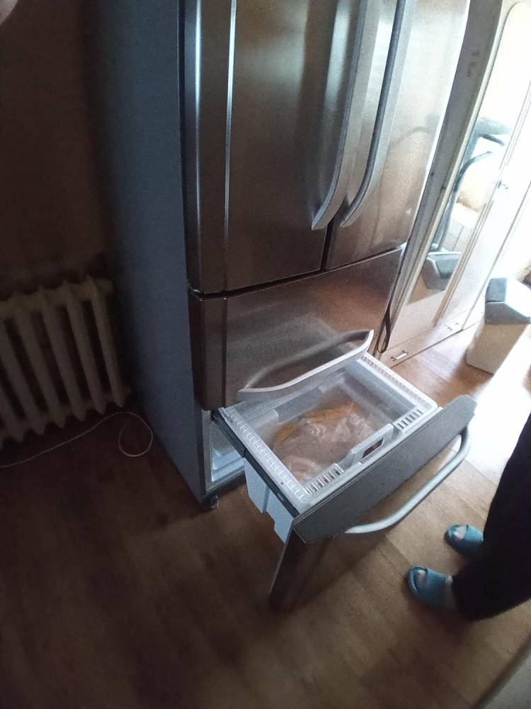 ox_lodowka-hotpoint-ariston