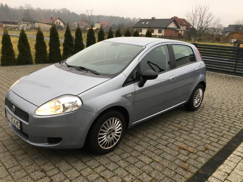 ox_fiat-punto-ekonomiczne-auto-miejskie