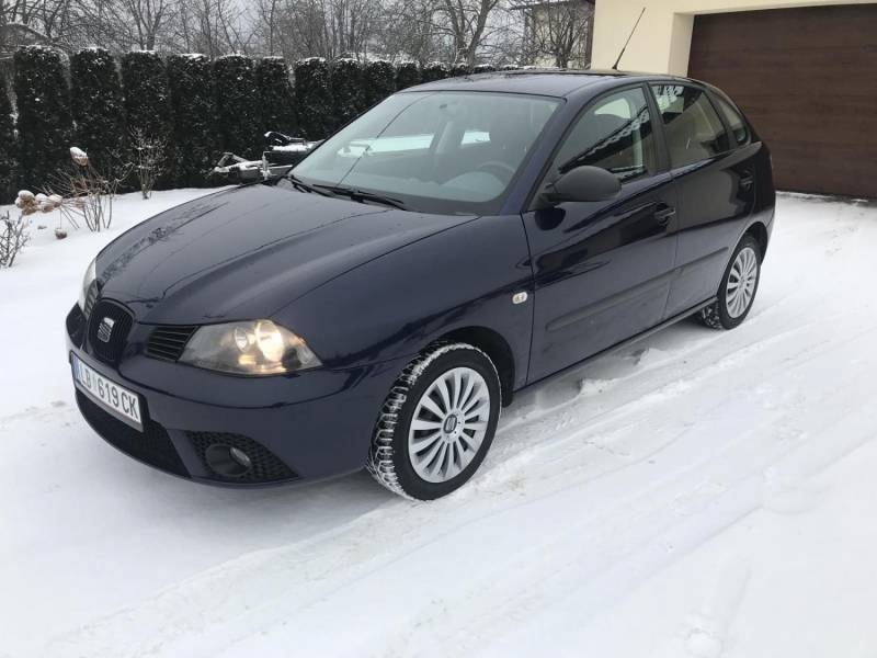 ox_seat-ibiza-12-benzyna-2007rok-klimatyzacja-tempomat-opony-lato-zima