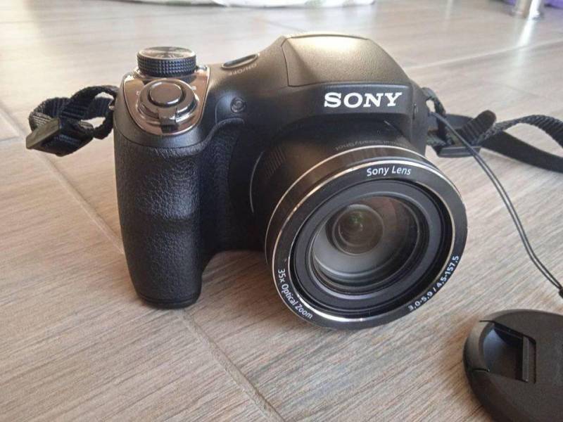 ox_profesjonalny-aparat-sony-35x-zoom-20-mpx