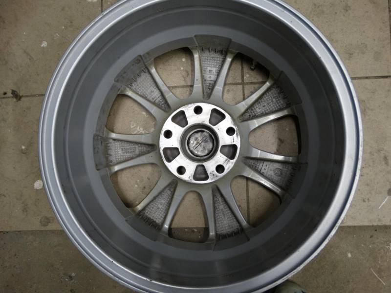ox_felgi-fondmetal-suv-chrysler-jeep-fiat-65jx17-h2-et40-ch71-5x127