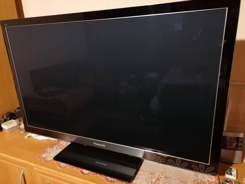 ox_telewizor-panasonic-42-cale