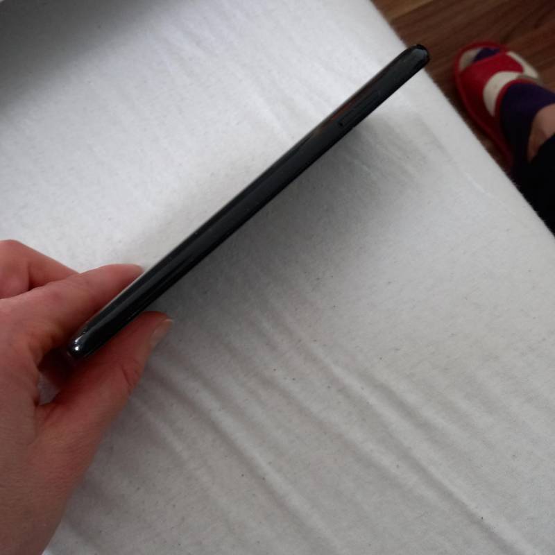 ox_telefon-motorola-moto-g7-power